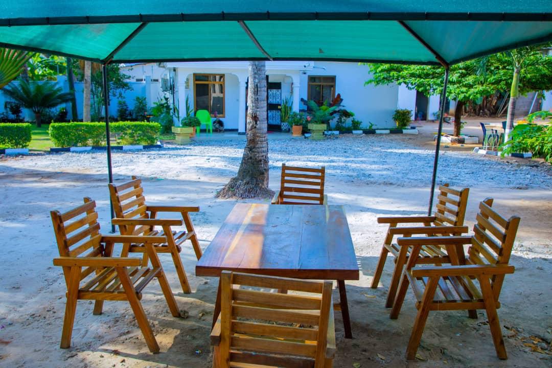 Courtyard outdoor seating